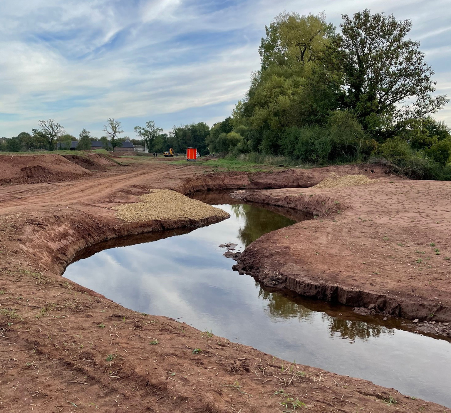 Neues Flussbett für den Rotbach in Erftstadt Friesheim