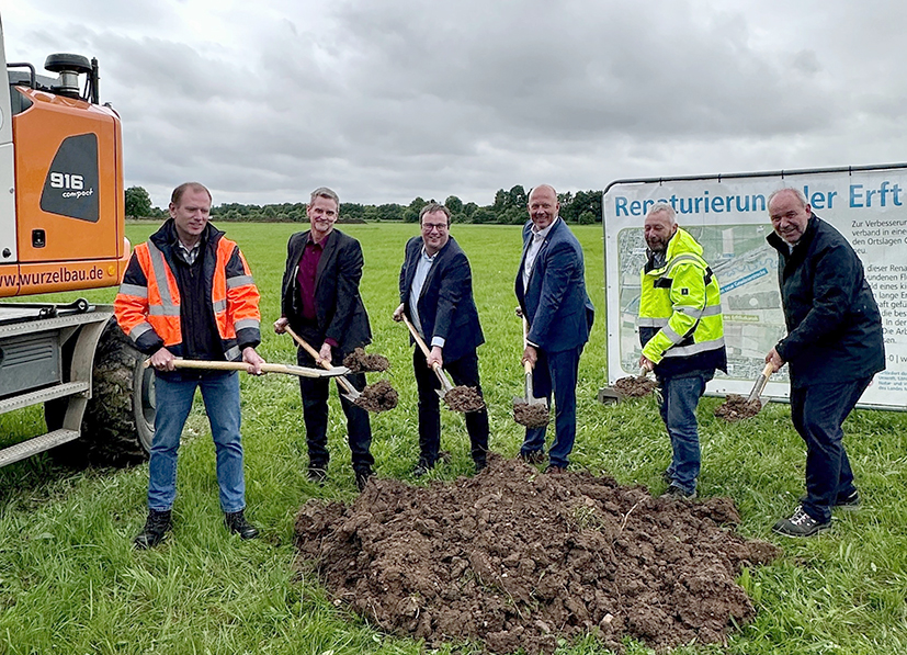 Gruppenfoto vom traditionellen Spatenstich der Renaturierung Gymnich (v.l.n.r): Thomas Fehrenbacher (Bauleitung Erftverband), Thomas Marner (Technischer Beigeordneter Kolpingstadt Kerpen), Oliver Krischer (Umweltminister NRW), Landrat Frank Rock (Rhein-Erft-Kreis), Dirk Schulz (Technischer Beigeordneter Stadt Erftstadt), Prof. Heinrich Schäfer (Vorstand des Erftverbandes)