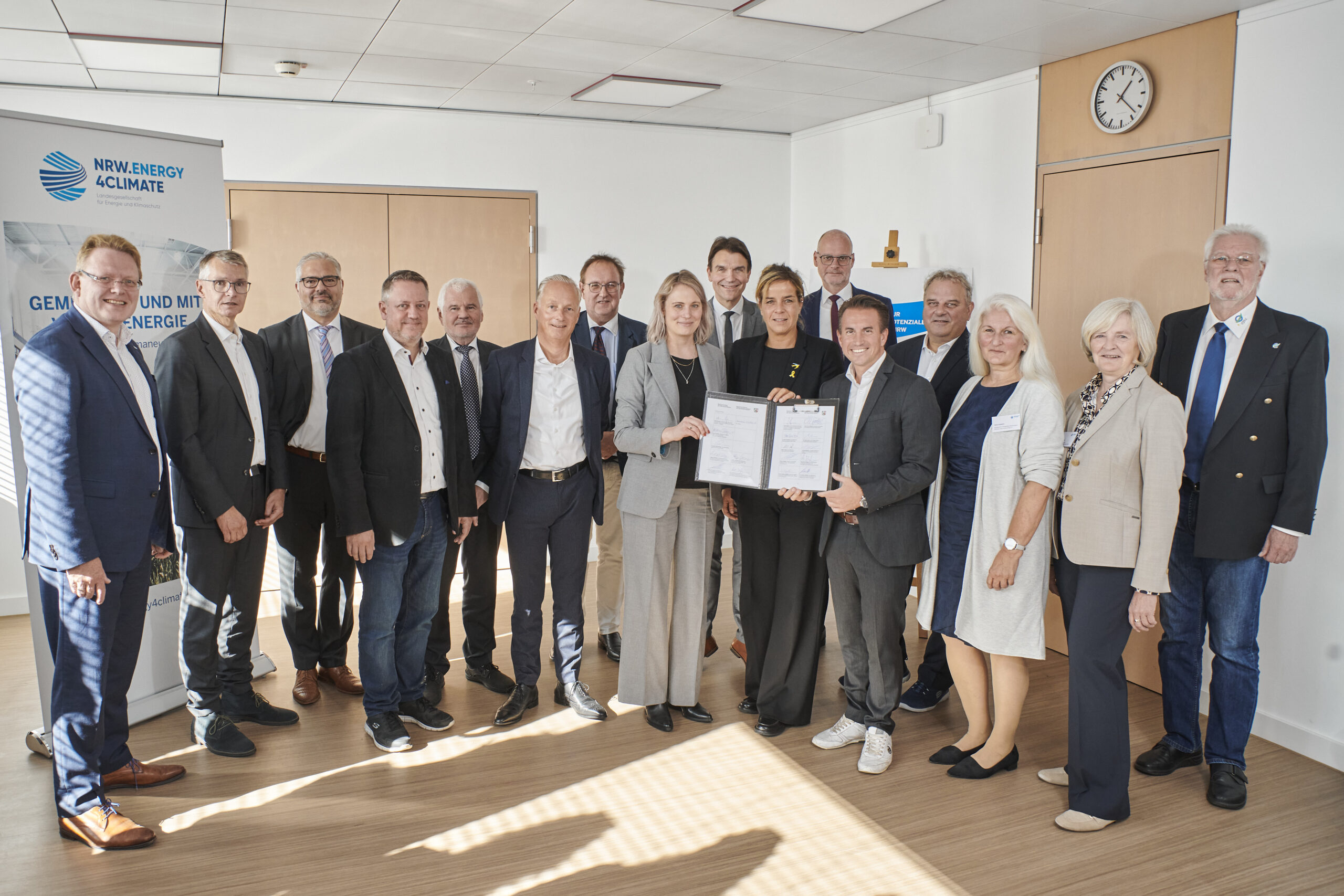 Gruppenfoto Initiative Abwasserwärme NRW Energy for Climate