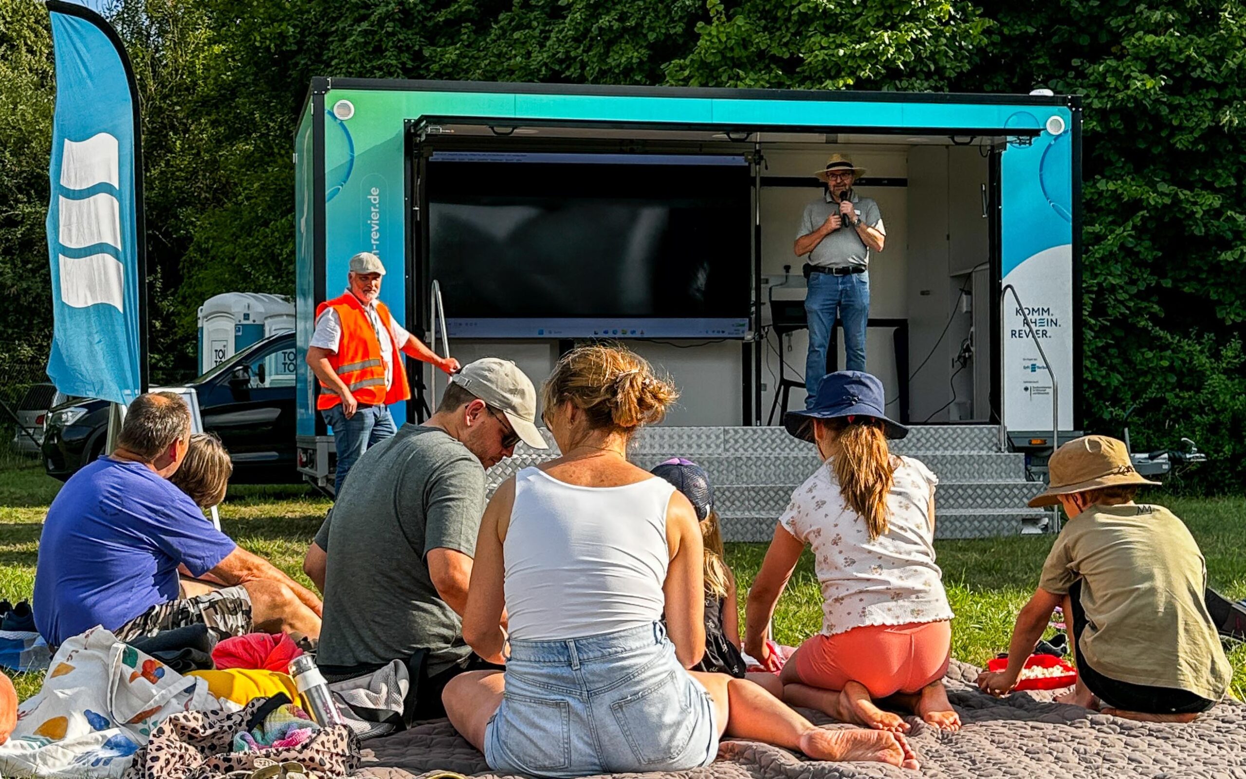 Besonderes Kinoerlebnis mit dem Wasser.Mobil. des Erftverbandes
