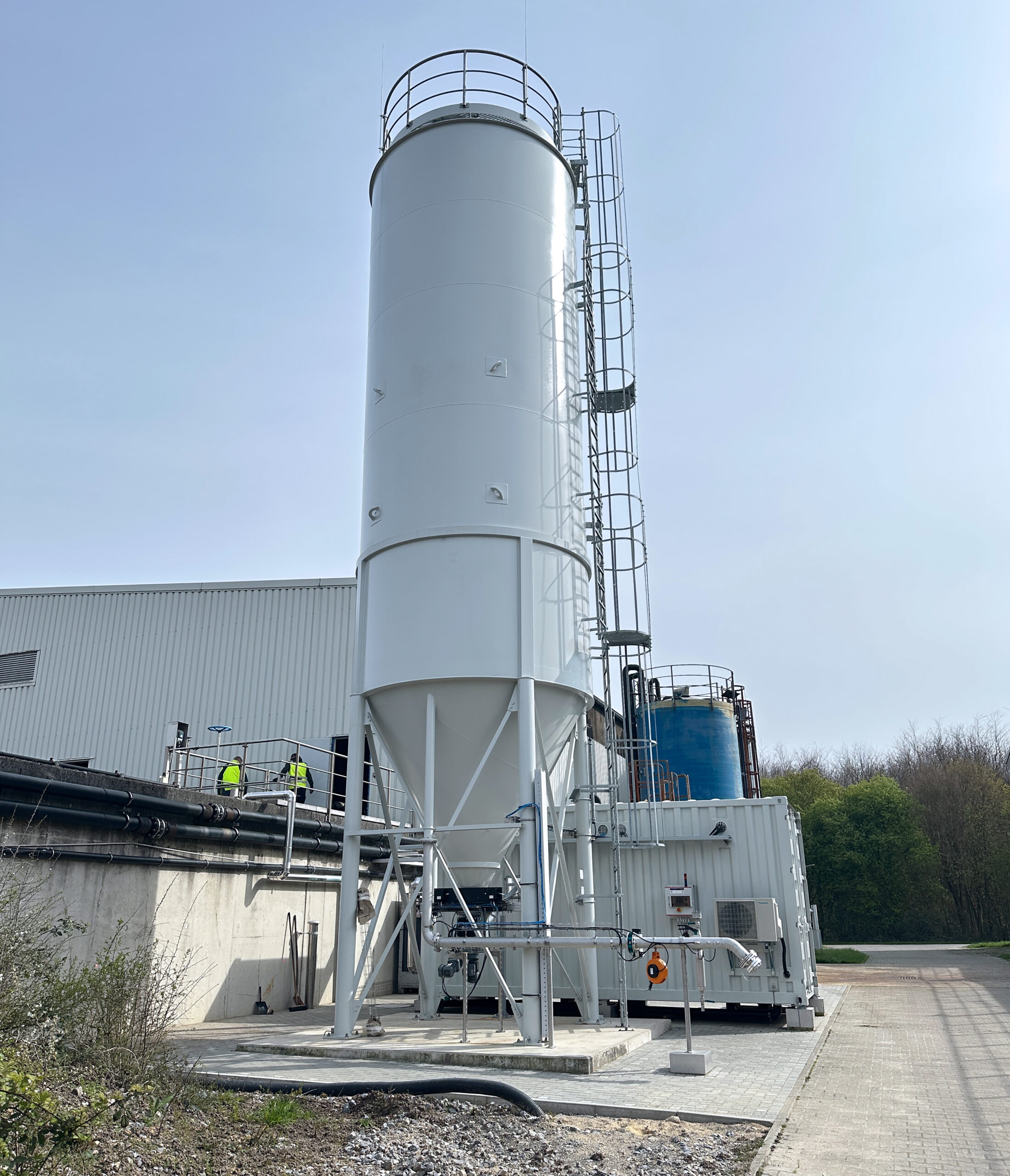 Pulveraktivkohlesilo